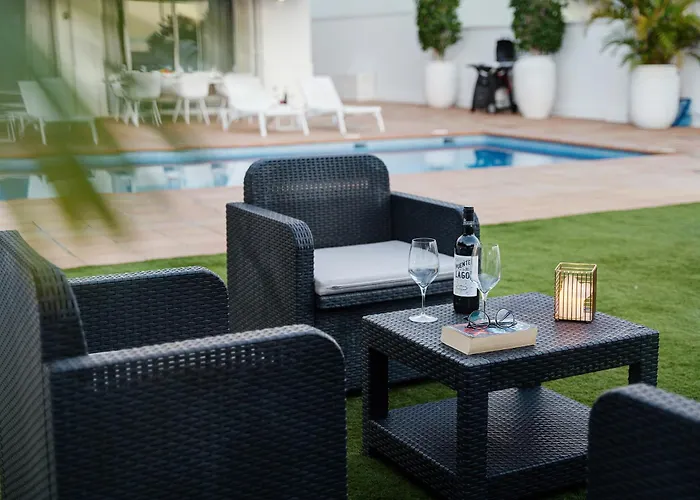 Espectacular Villa Aurora By Paramount Holidays