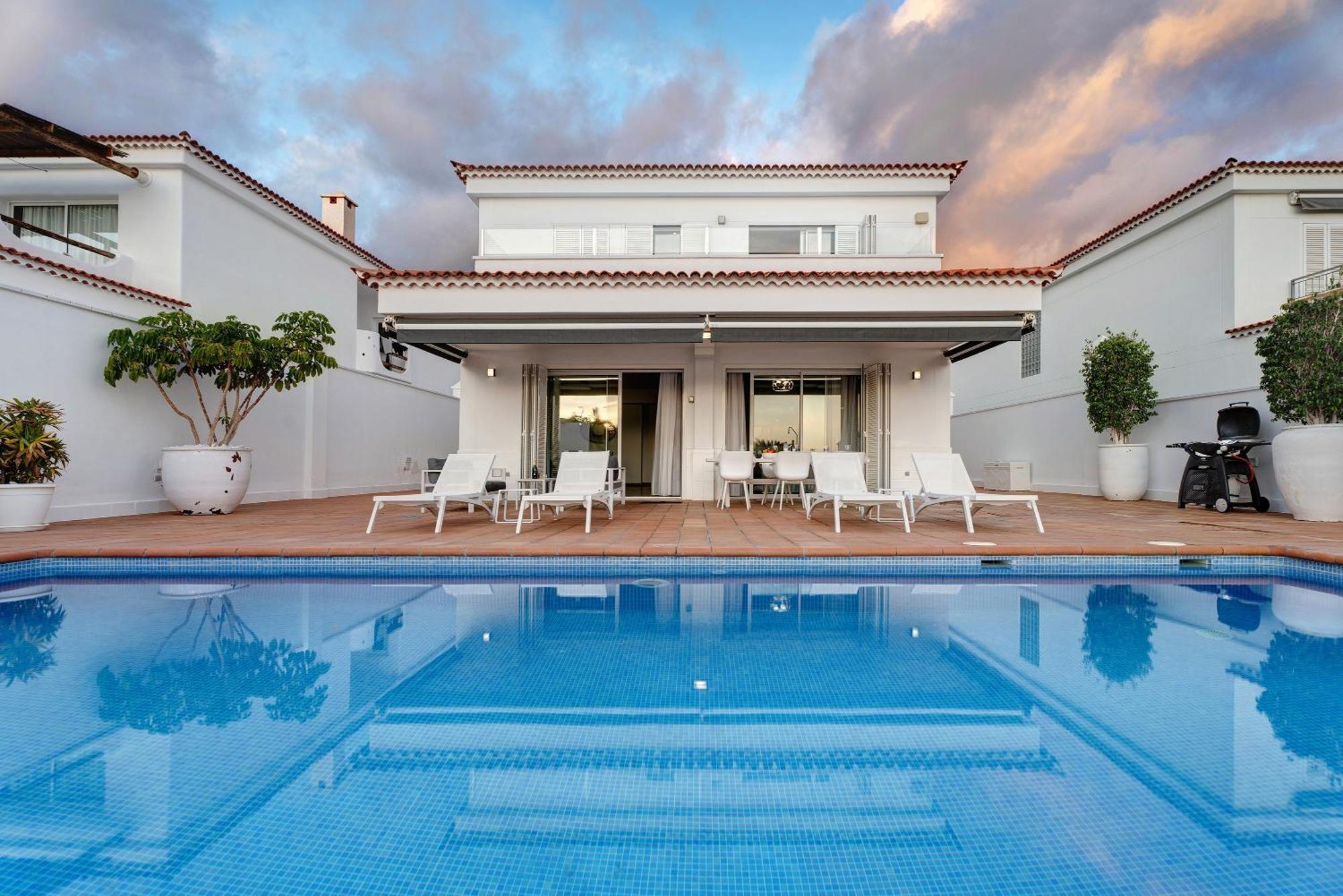 Villa Espectacular Aurora By Paramount Holidays